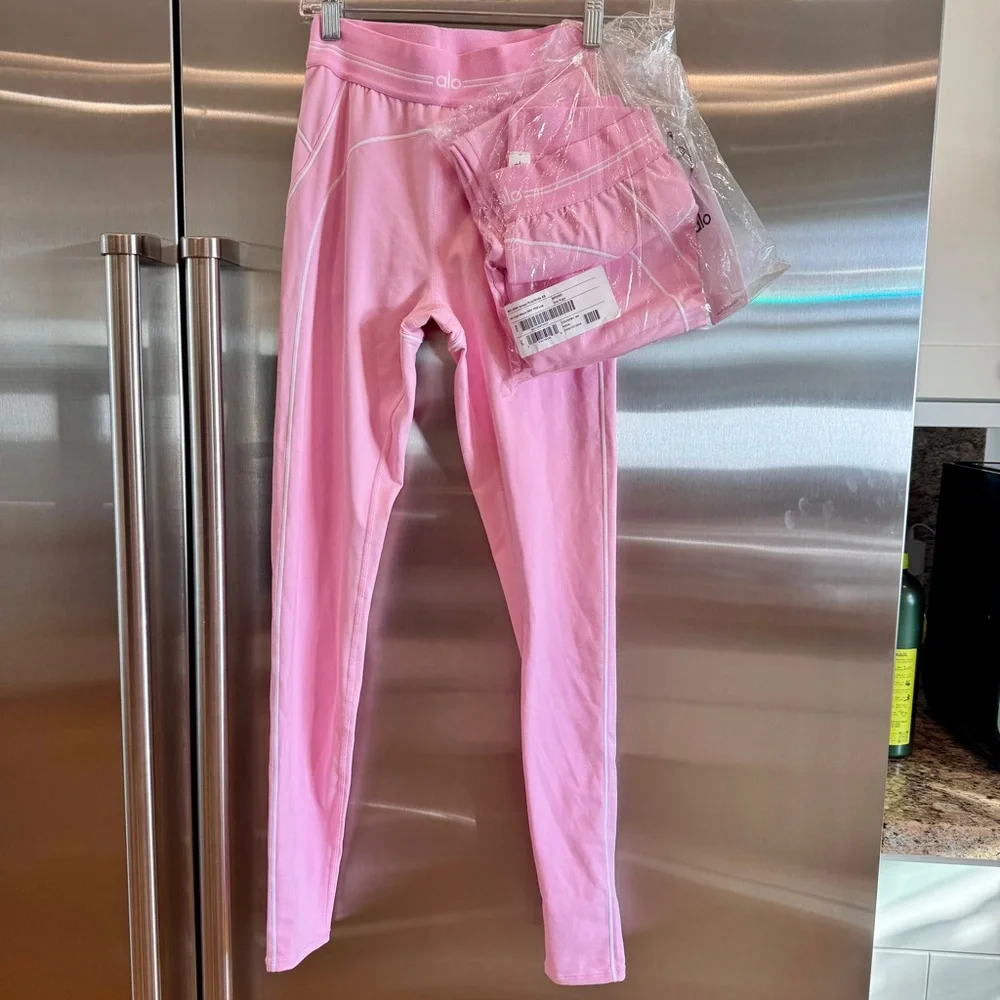 NWT Alo Airbrush High-Wasted Heart Throb Legging in Sweet Pink Yoga Brand new - Picture 13 of 16